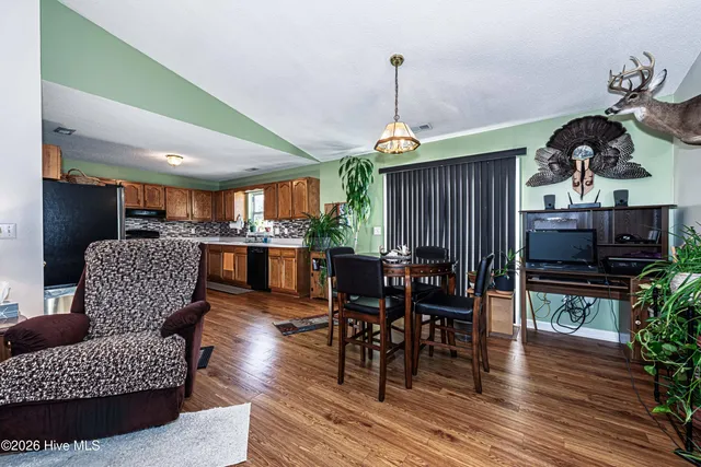 $254,900 | 319 Riggs Road, Hubert, NC 28539