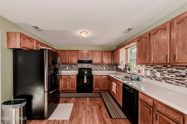 $254,900 | 319 Riggs Road, Hubert, NC 28539