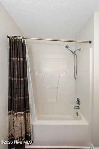 $254,900 | 319 Riggs Road, Hubert, NC 28539