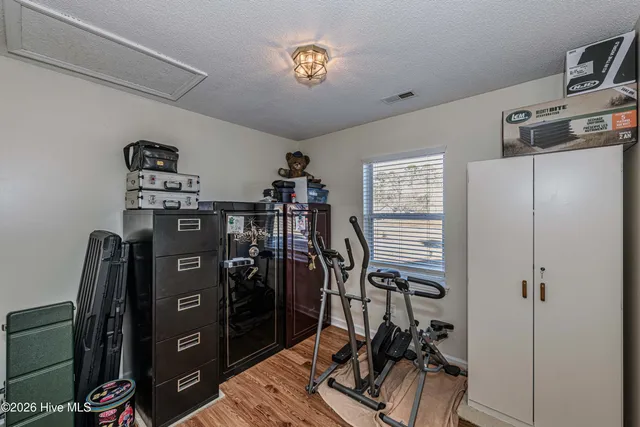 $254,900 | 319 Riggs Road, Hubert, NC 28539