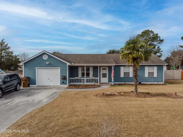 $254,900 | 319 Riggs Road, Hubert, NC 28539