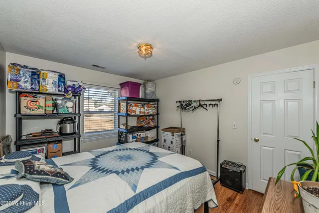 $254,900 | 319 Riggs Road, Hubert, NC 28539