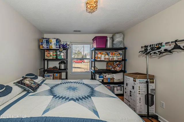 $254,900 | 319 Riggs Road, Hubert, NC 28539