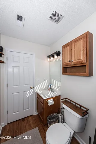 $254,900 | 319 Riggs Road, Hubert, NC 28539