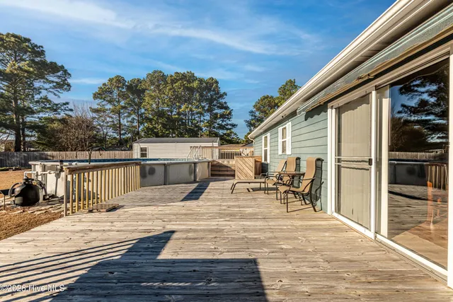 $254,900 | 319 Riggs Road, Hubert, NC 28539