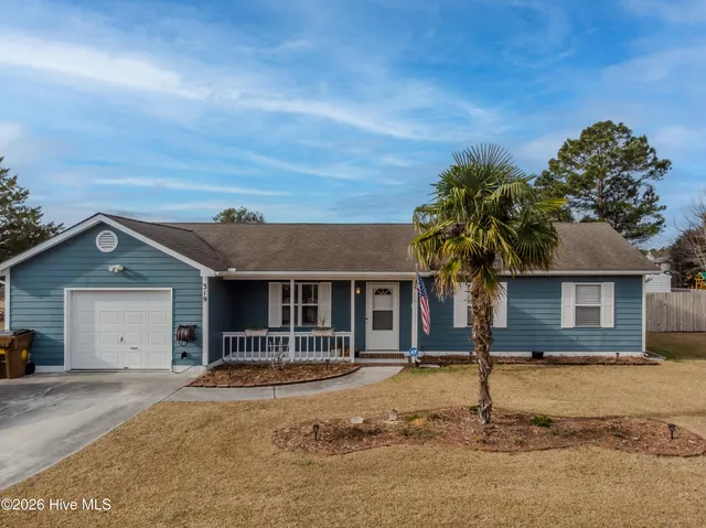 $254,900 | 319 Riggs Road, Hubert, NC 28539