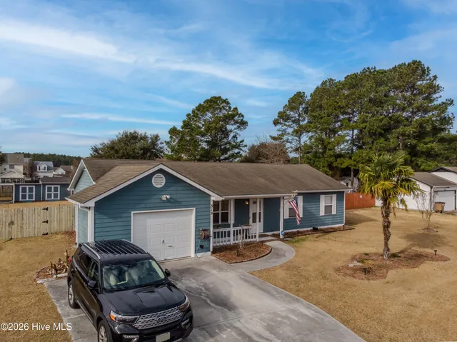 $254,900 | 319 Riggs Road, Hubert, NC 28539