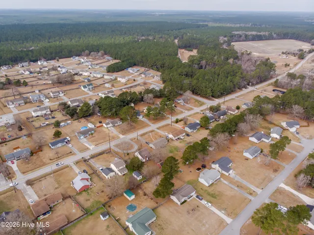 $254,900 | 319 Riggs Road, Hubert, NC 28539