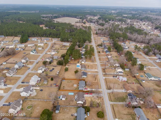 $254,900 | 319 Riggs Road, Hubert, NC 28539