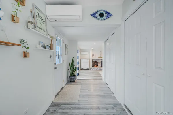 $749,999 | 677 South 9th Street, Lindenhurst, NY 11757