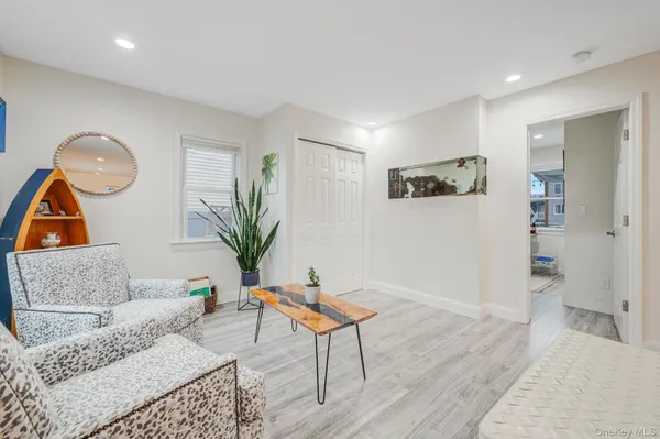 $749,999 | 677 South 9th Street, Lindenhurst, NY 11757