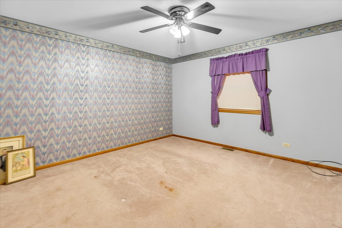 1200 2nd Street Harvard, IL 60033 - Photo 8 of 22 a view of an empty room