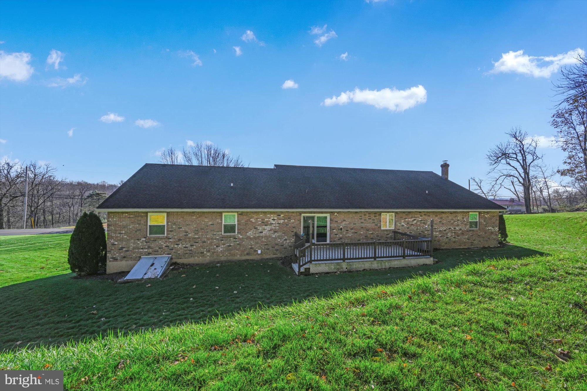 1225 Forest Hill Road Stevens, PA 17578 - Photo 33 of 37