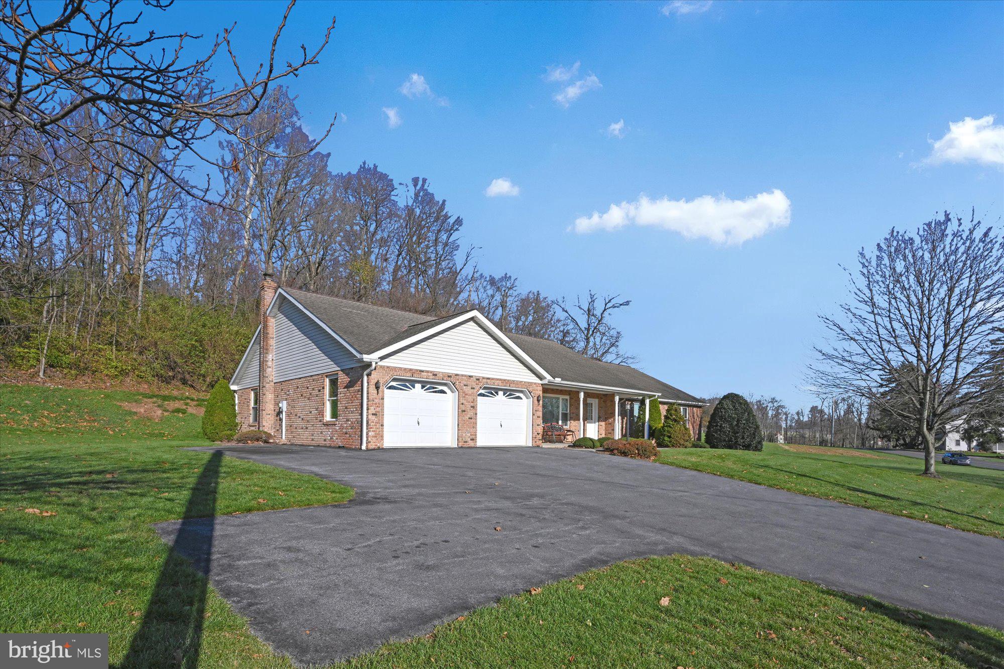 1225 Forest Hill Road Stevens, PA 17578 - Photo 6 of 37