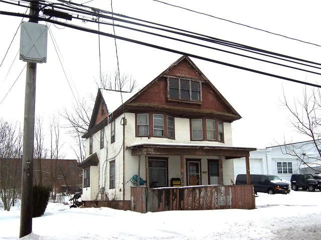 $125,000 | 416 East Center Street, Ridgeway, NY 14103