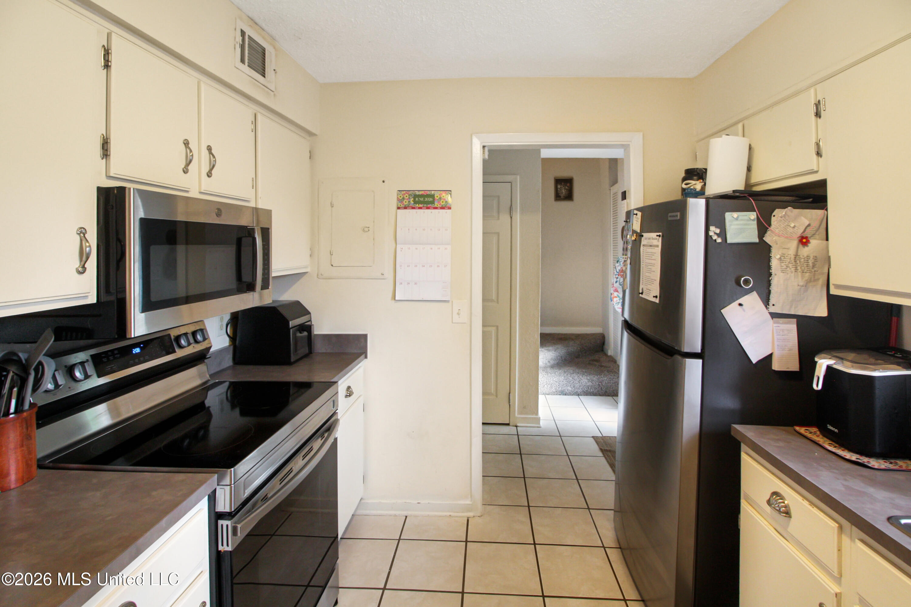 1255 East County Line Road, Unit L8 Jackson, MS 39211 - Photo 20 of 34 IMG_1237