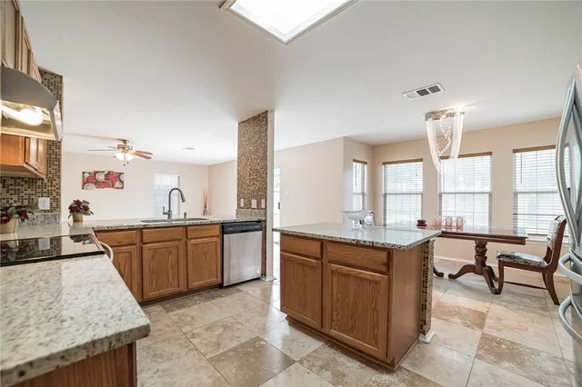 $2,495 | 11228 Pickard Lane, Austin, TX 78748