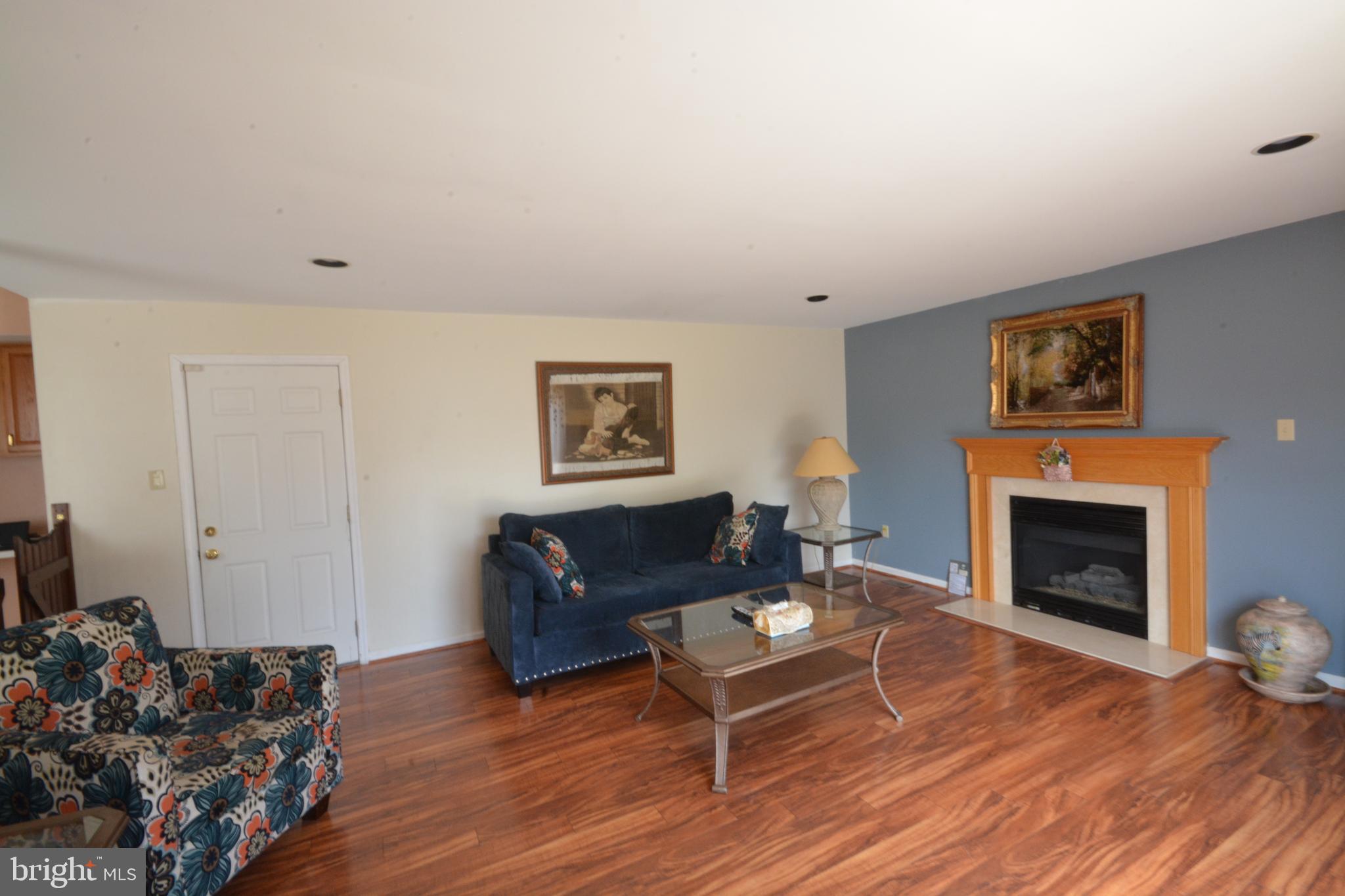 856 Frosty Hollow Road Langhorne, PA 19047 - Photo 16 of 49 Family Room