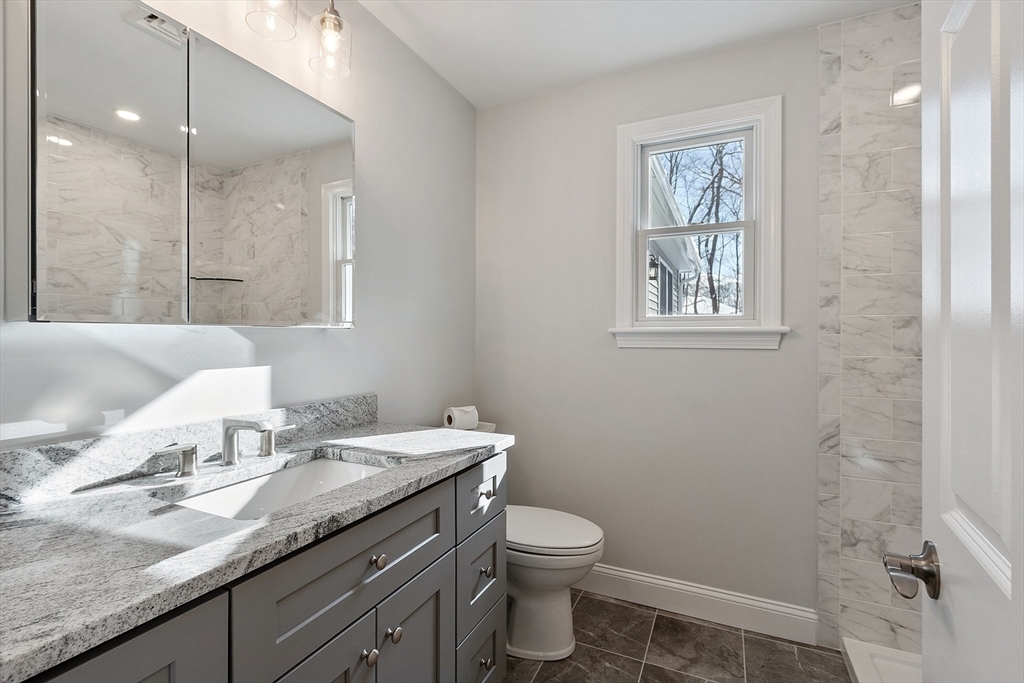 37 Montview Road Chelmsford, MA 01824 - Photo 22 of 42