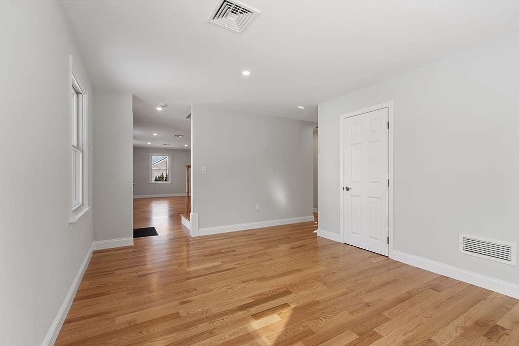 37 Montview Road Chelmsford, MA 01824 - Photo 29 of 42