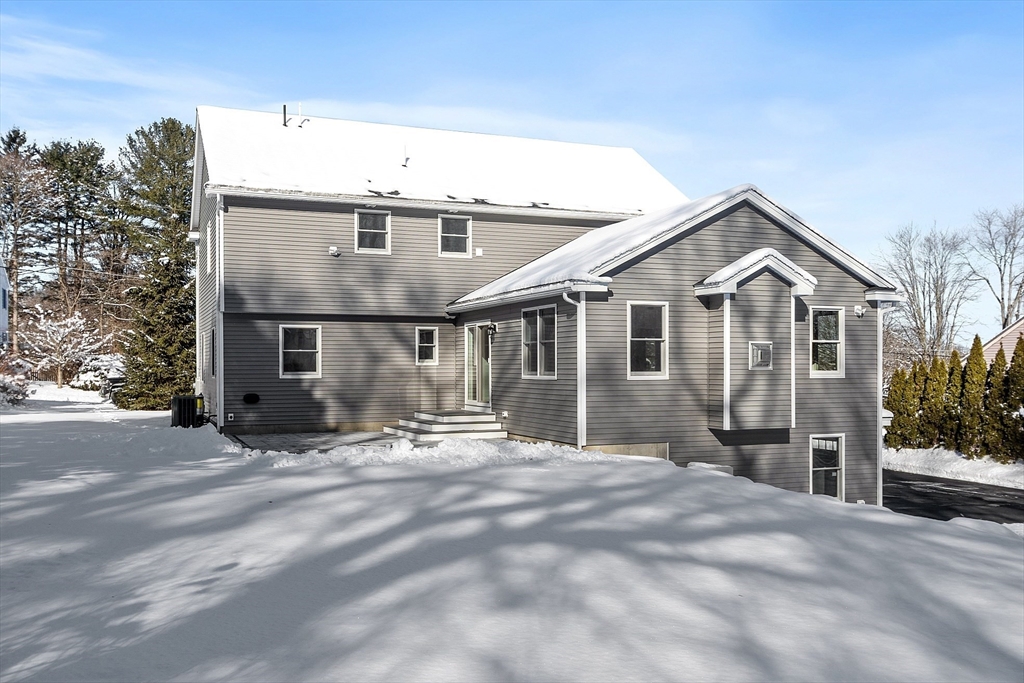 37 Montview Road Chelmsford, MA 01824 - Photo 5 of 42