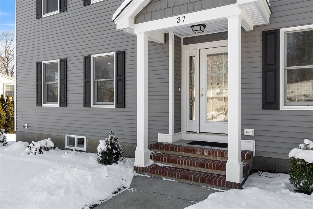 37 Montview Road Chelmsford, MA 01824 - Photo 7 of 42