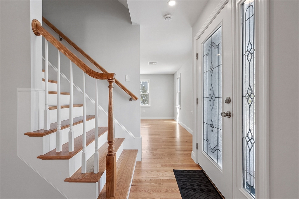 37 Montview Road Chelmsford, MA 01824 - Photo 9 of 42