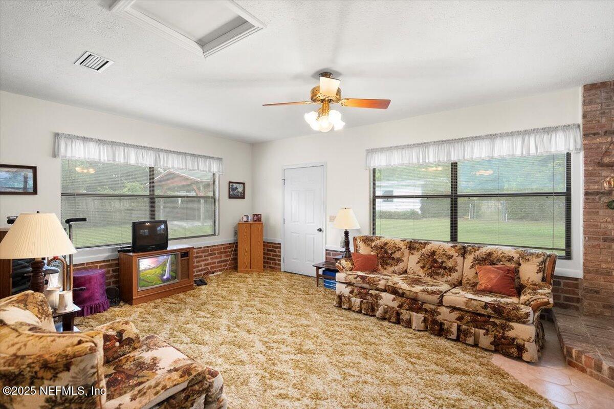 6162 Firestone Road Jacksonville, FL 32244 - Photo 13 of 30 13-DSC01202