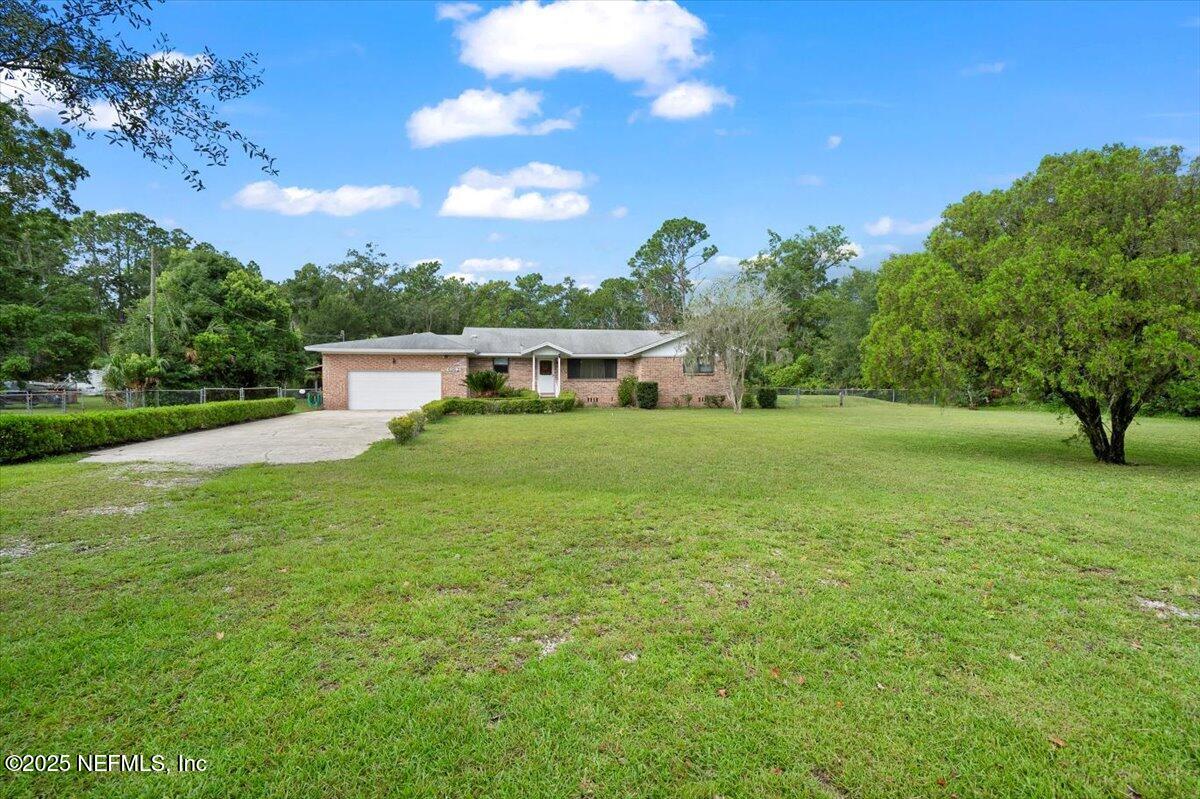 6162 Firestone Road Jacksonville, FL 32244 - Photo 2 of 30 02-DSC01135