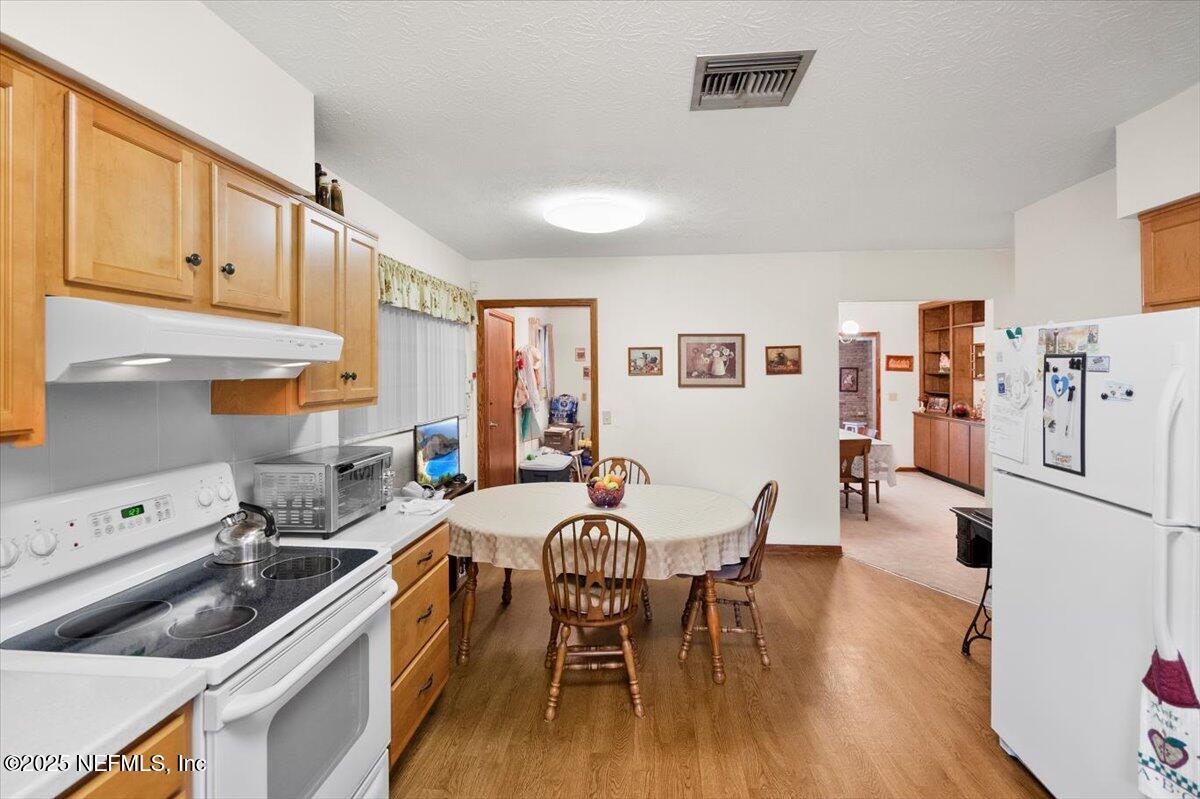 6162 Firestone Road Jacksonville, FL 32244 - Photo 10 of 30 10-DSC01237