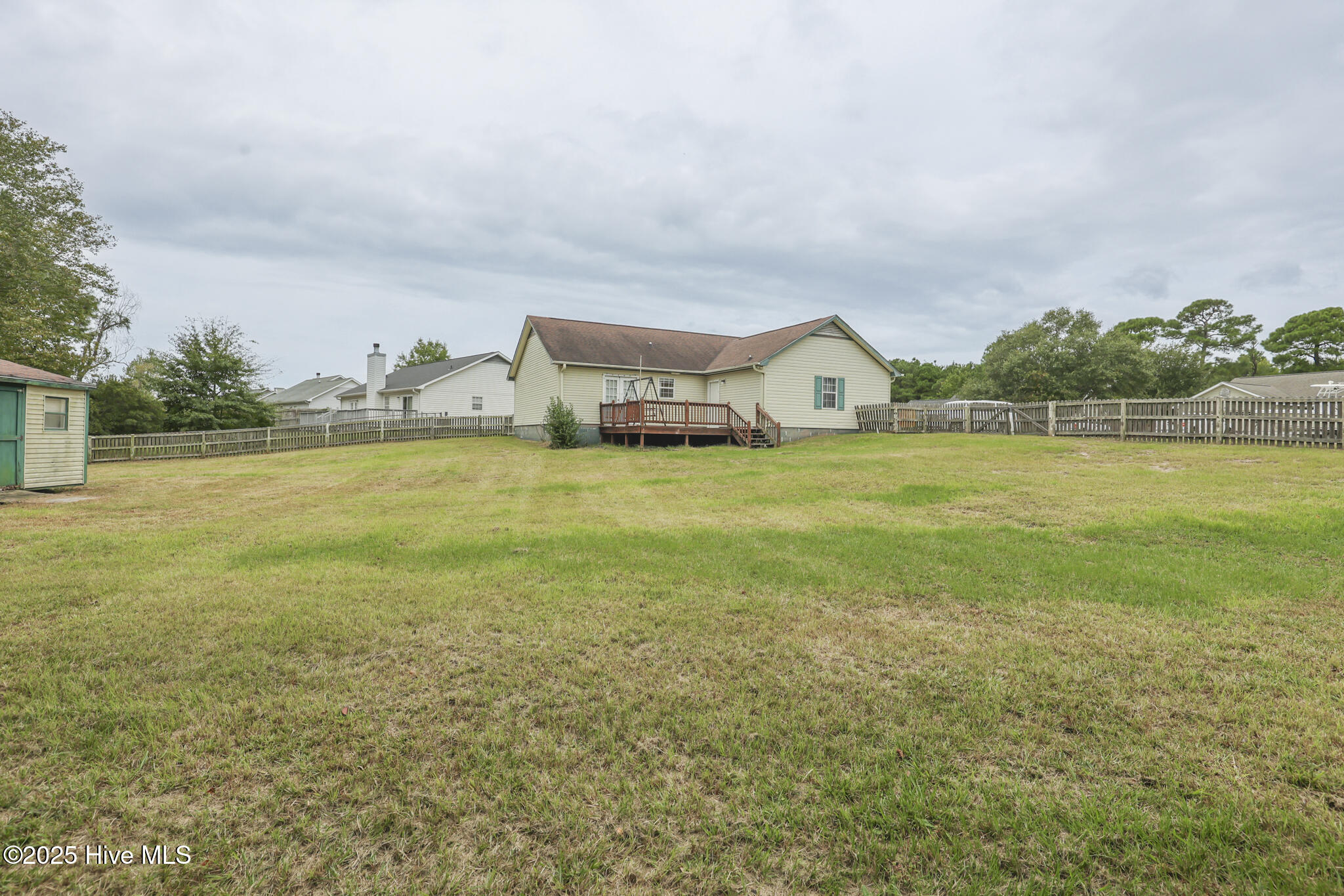 166 Parnell Road Hubert, NC 28539 - Photo 35 of 41 166 Parnell-13