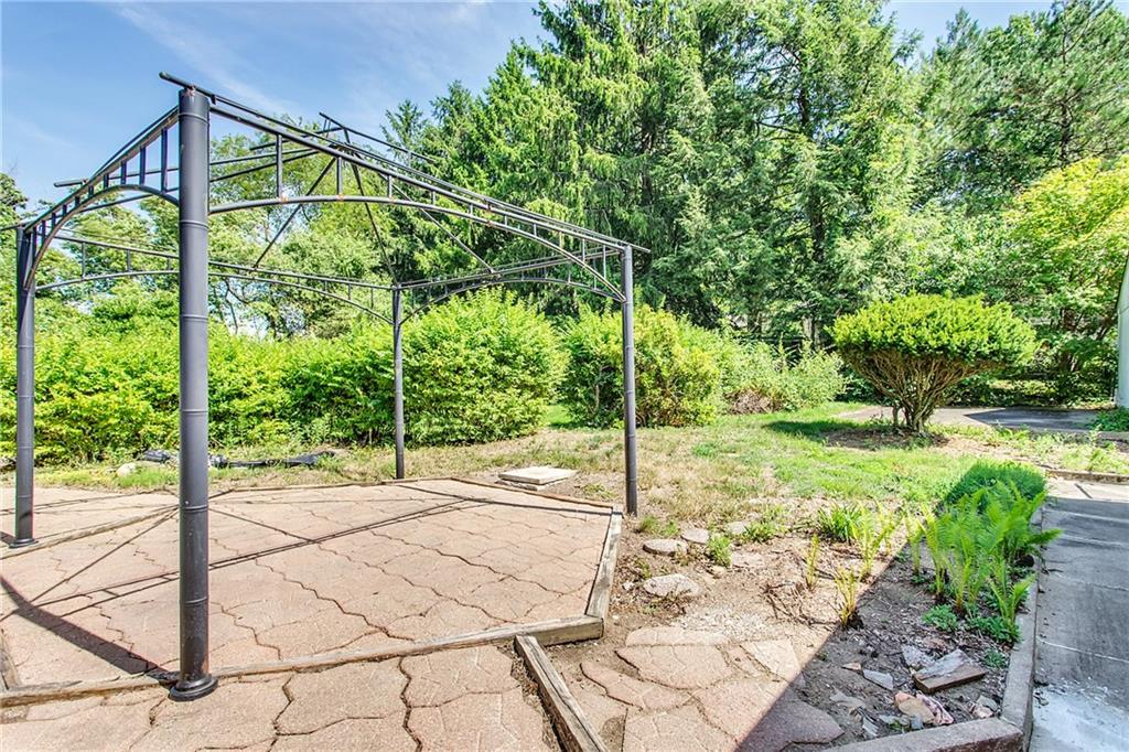 17 Tidball Road McKees Rocks, PA 15136 - Photo 23 of 25 Gallery Image 23