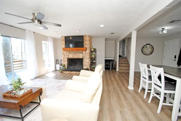 $499,900 | 59 Paradise Loop, Point Blank, TX 77364