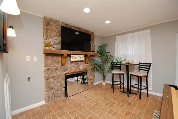 $499,900 | 59 Paradise Loop, Point Blank, TX 77364