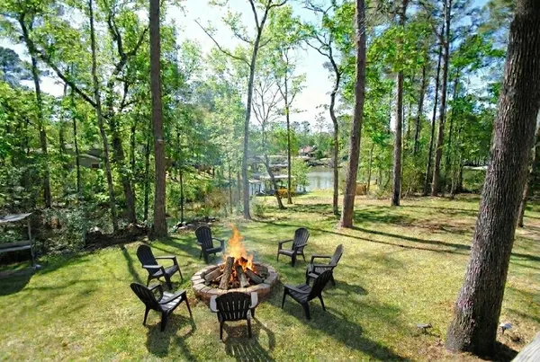 $499,900 | 59 Paradise Loop, Point Blank, TX 77364