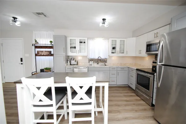 $499,900 | 59 Paradise Loop, Point Blank, TX 77364