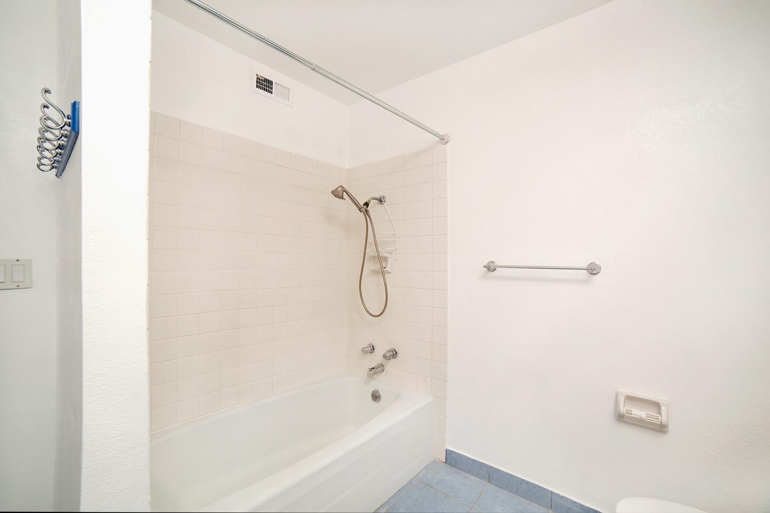 2205 Howard Road Madera, CA 93637 - Photo 22 of 41
