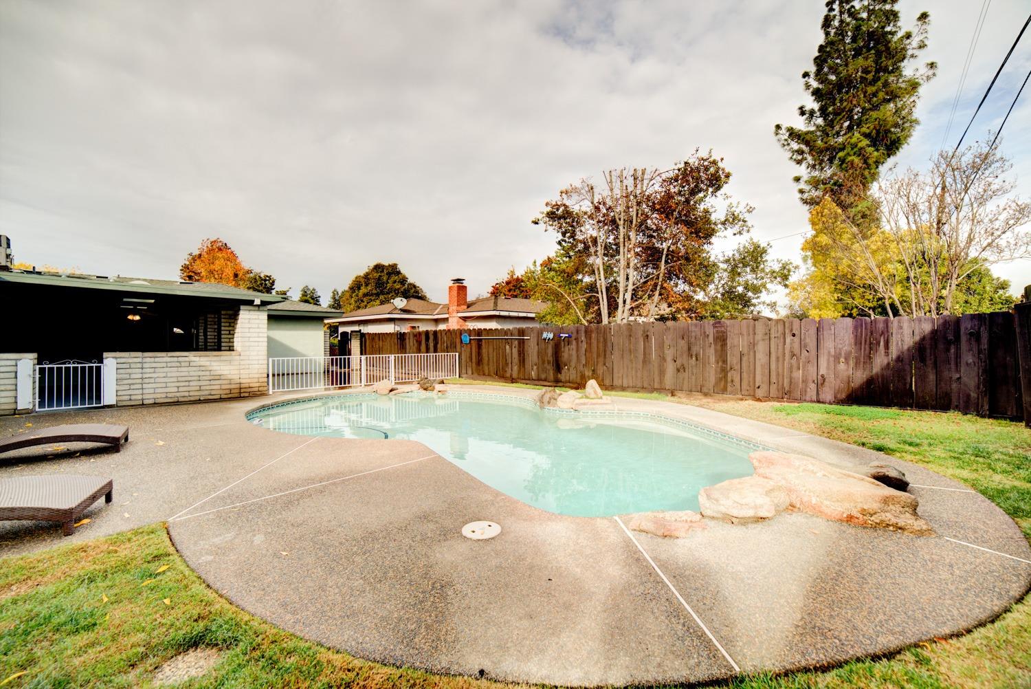 2205 Howard Road Madera, CA 93637 - Photo 38 of 41