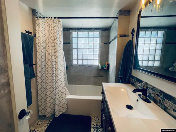 $295,000 | 602 Sapphire Street, Kemmerer, WY 83101