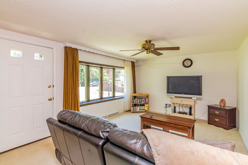 2 Sharon Street Three Rivers, MA 01080 - Photo 13 of 23