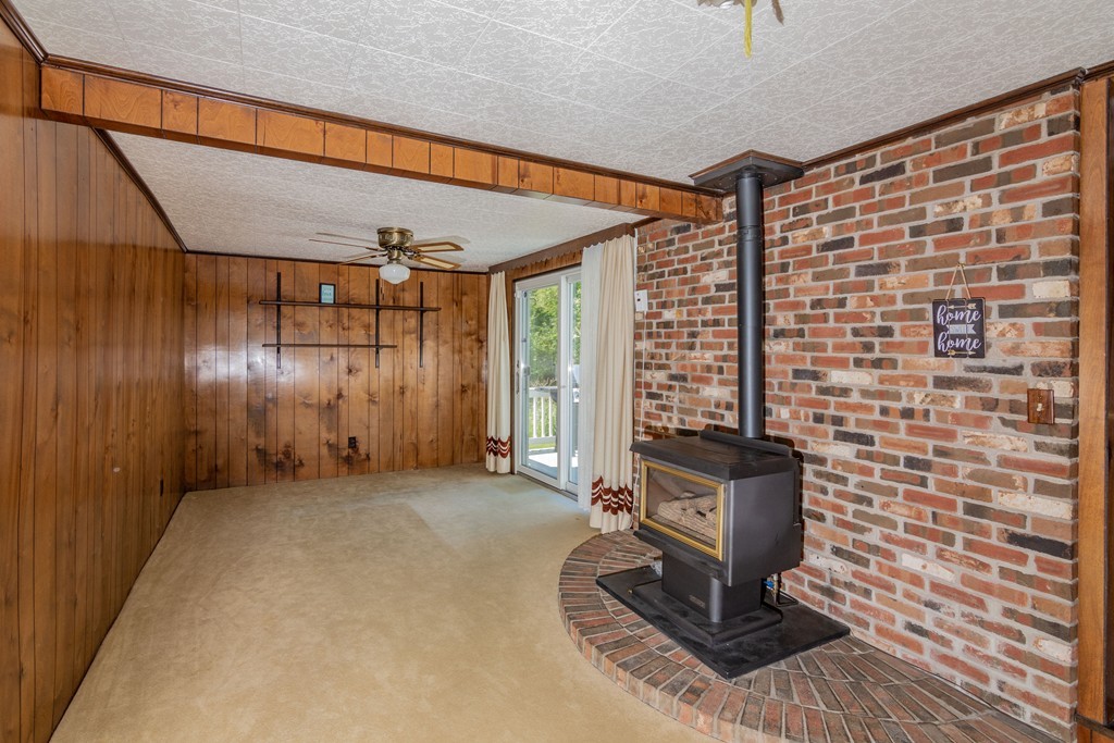 2 Sharon Street Three Rivers, MA 01080 - Photo 8 of 23