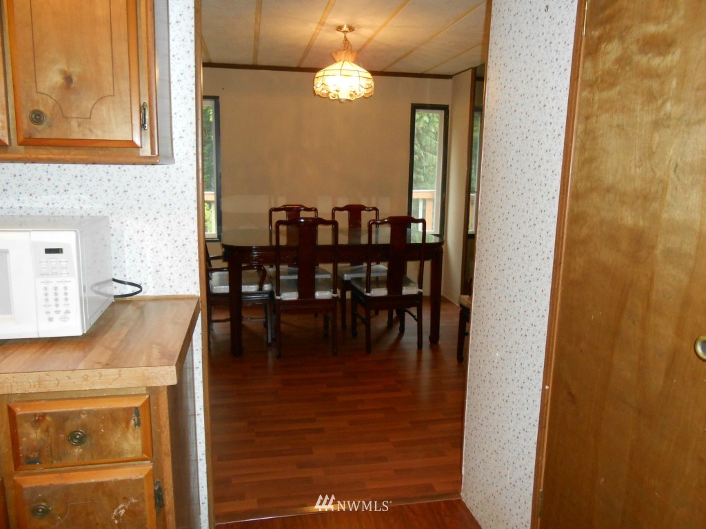 7667 Southeast Willock Road Olalla, WA 98359 - Photo 14 of 24 Gallery Image 14