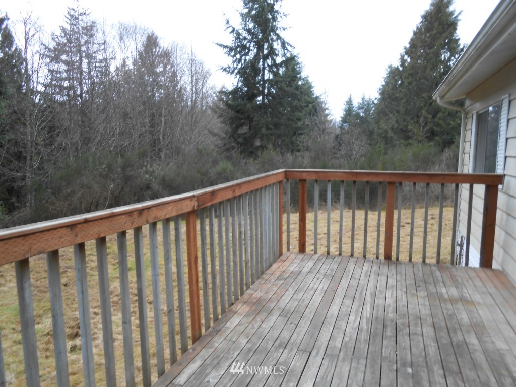 7667 Southeast Willock Road Olalla, WA 98359 - Photo 4 of 24 Gallery Image 4