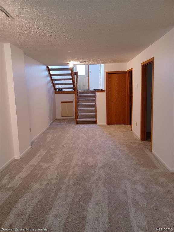 6505 Ridgeview Drive Clarkston, MI 48346 - Photo 32 of 38