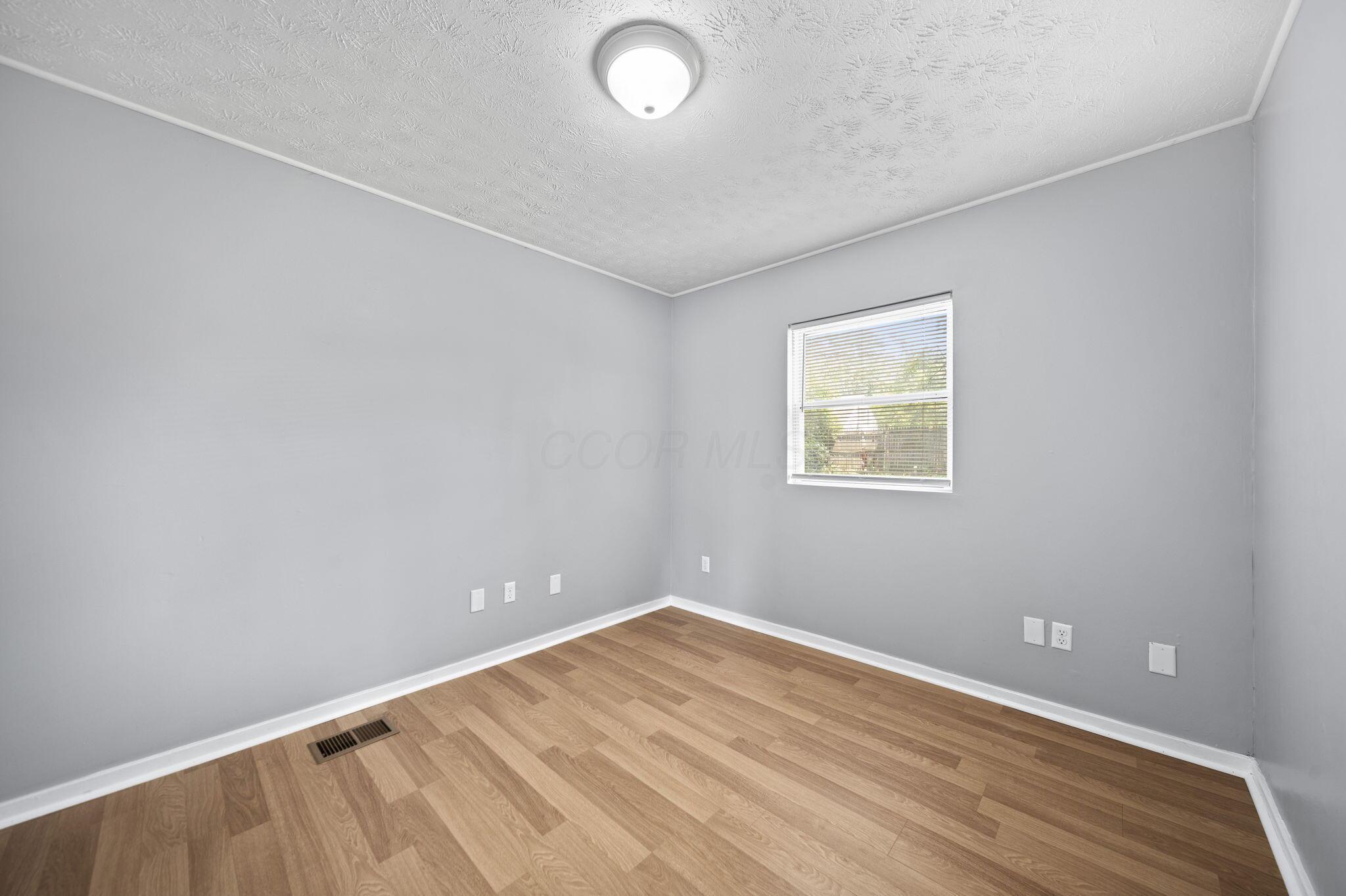 1000 Colgate Road Columbus, OH 43213 - Photo 14 of 22 Bedroom 2