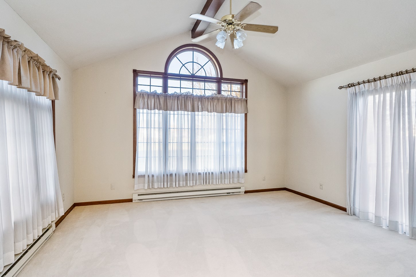 1209 Woodridge Drive Decatur, IN 46733 - Photo 13 of 34 Gallery Image 13
