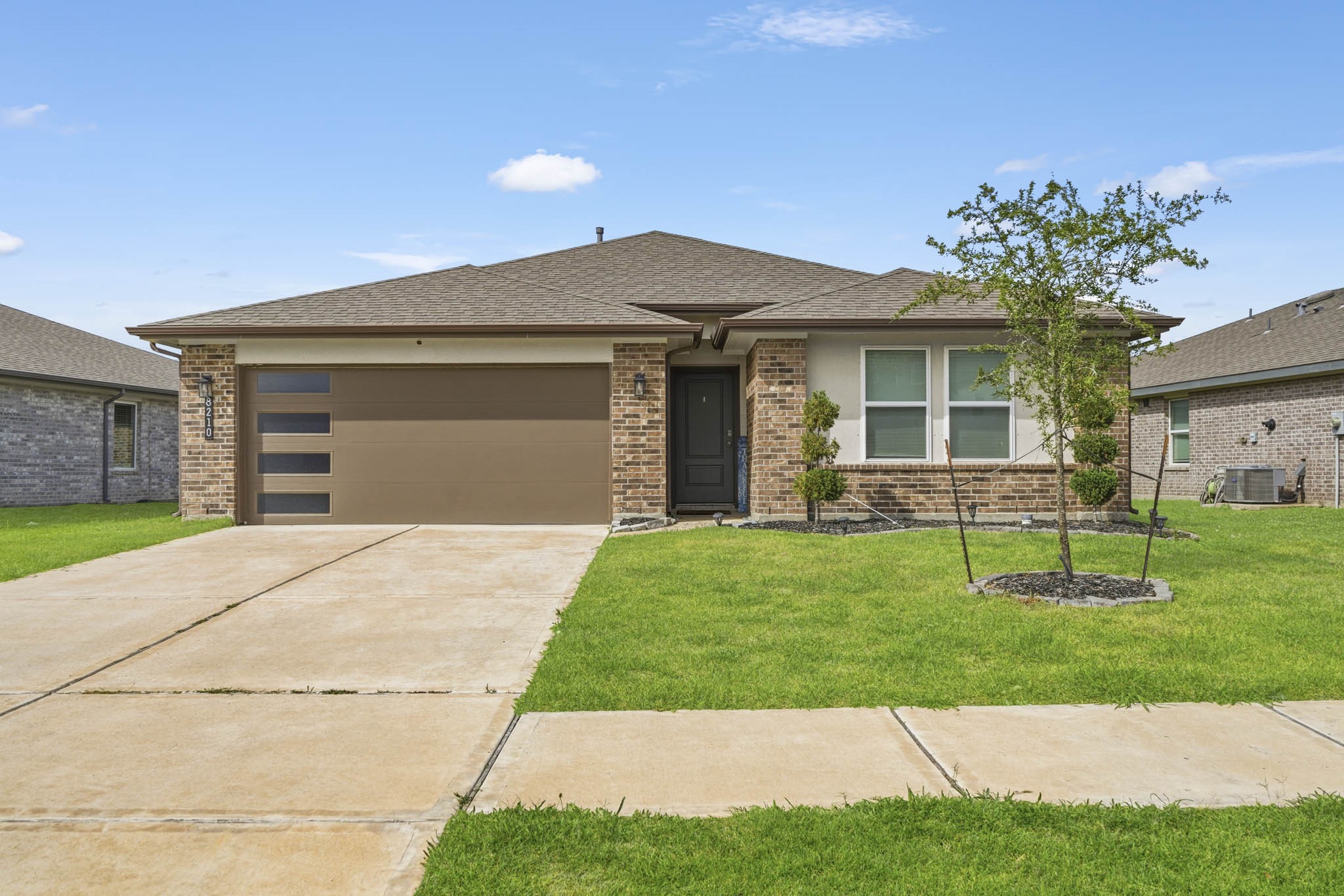 8210 Buck Lane Rosharon, TX 77583 - Photo 1 of 30 Welcome to 8210 Buck Lane, Rosharon, Texas 77583!