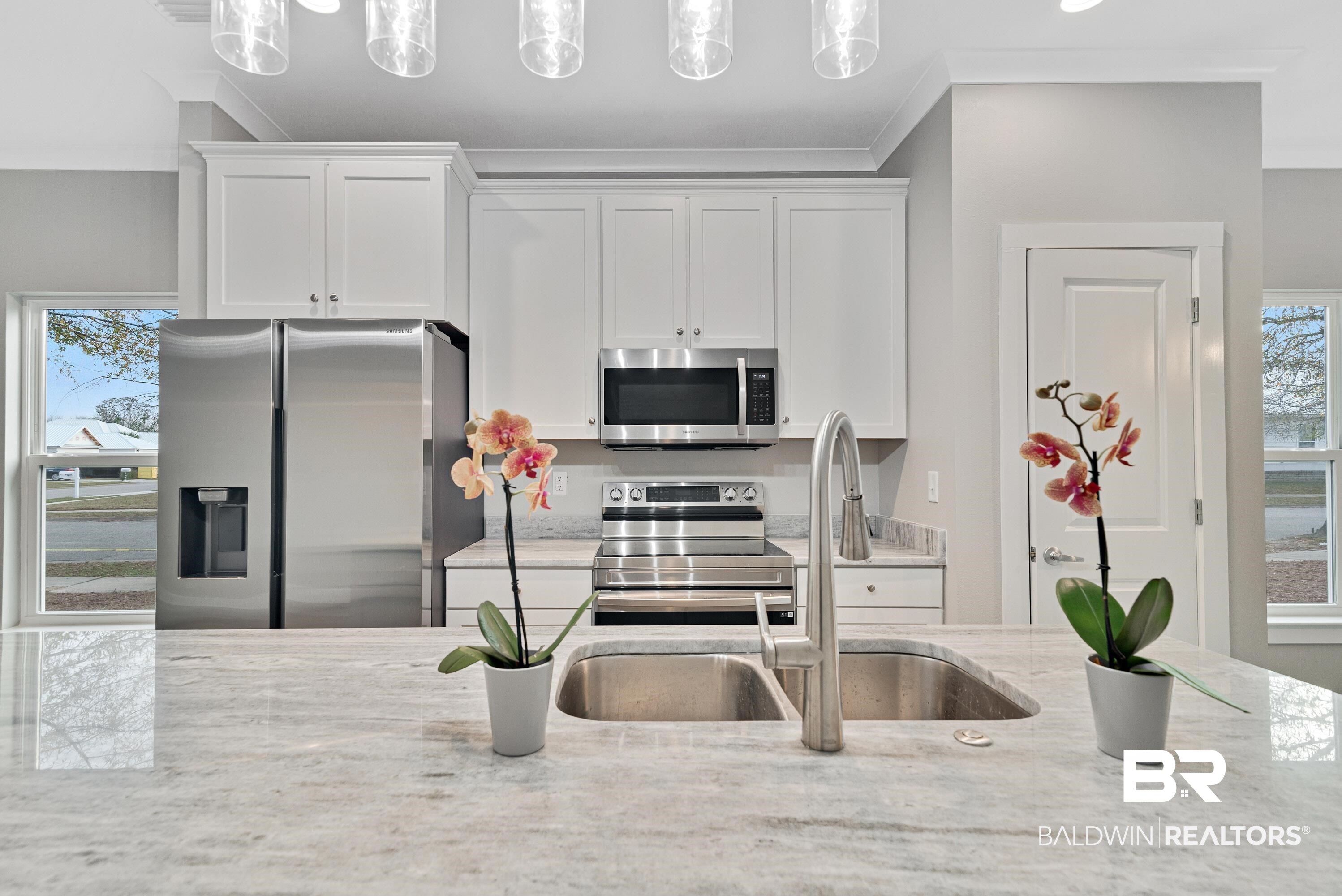 8192 Carmel Circle Foley, AL 36535 - Photo 6 of 23 Gallery Image 6