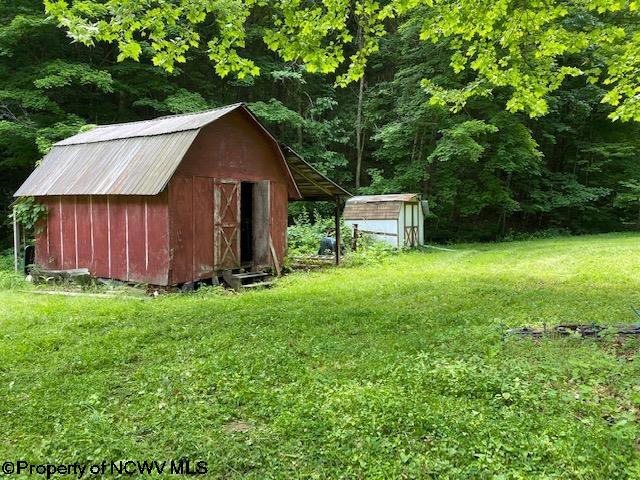 2320 Rinehart Road Wallace, WV 26448 - Photo 2 of 17 Gallery Image 2