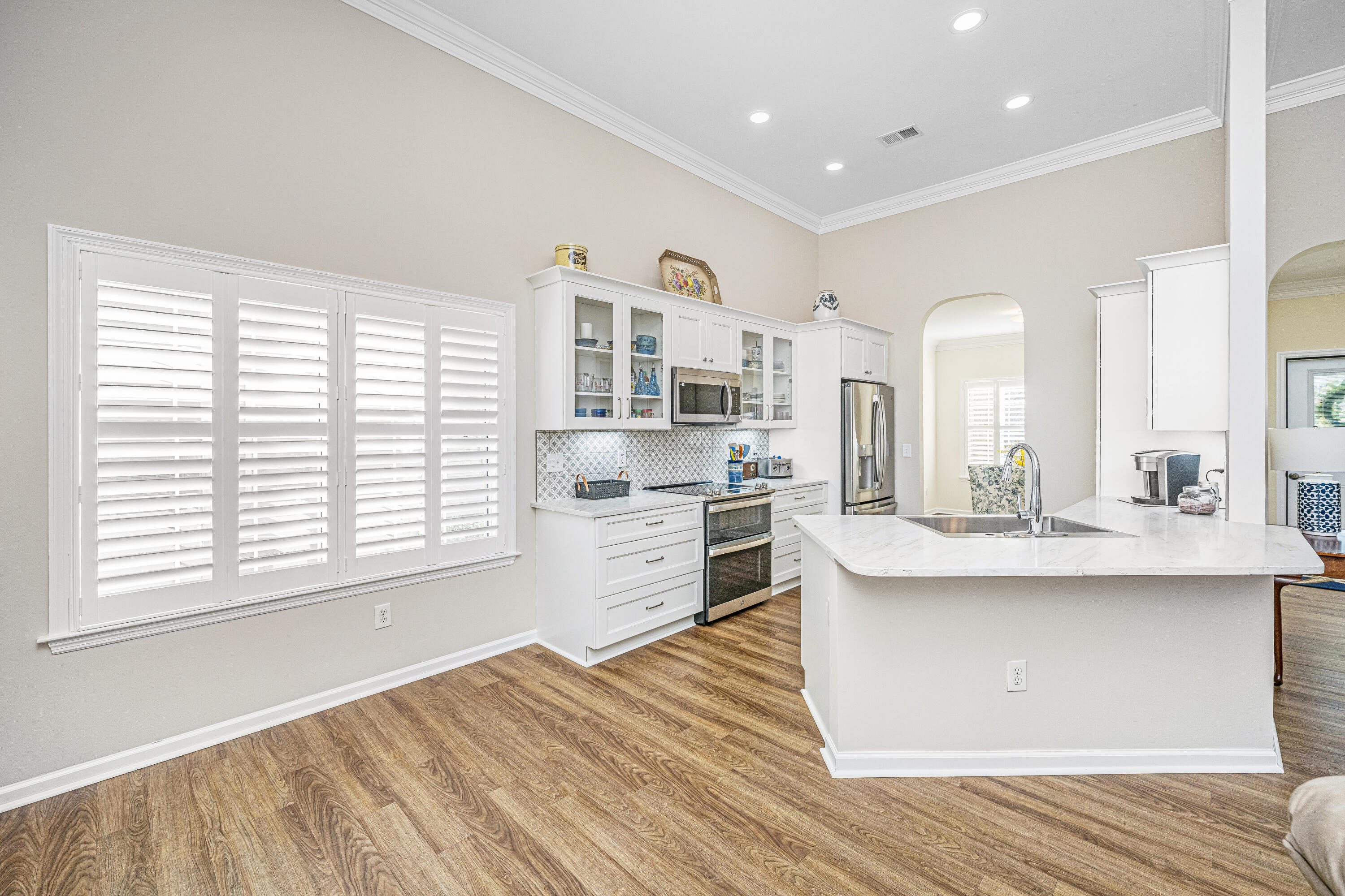 2255 Andover Way Mount Pleasant, SC 29466 - Photo 3 of 36 2255AndoverWay025